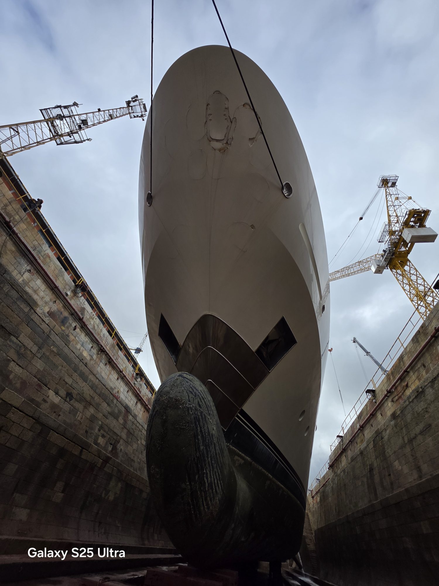 Shore Power Connection: Cutting Emissions in Marinas and Commercial Ports